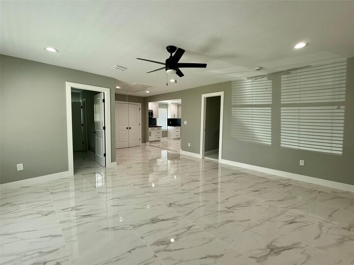 Property Photo: 2630 De Soto Street TX 77091