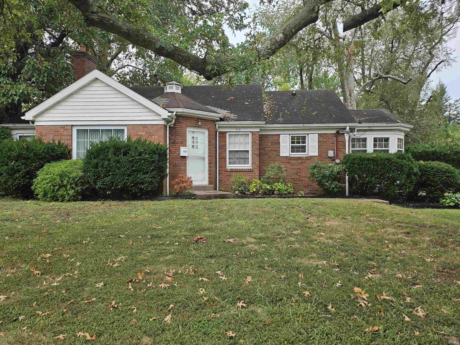 Property Photo:  915 S Weinbach Avenue  IN 47714 