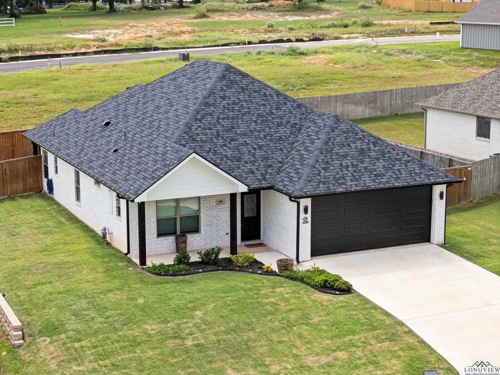 Property Photo:  108 Hay Meadow  TX 75792 