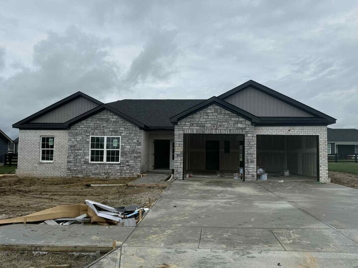 Property Photo:  532 Chickasaw Drive  KY 40475 