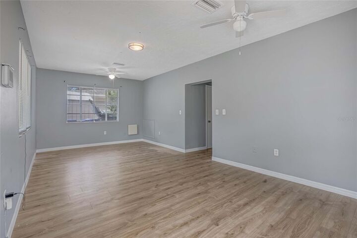 Property Photo:  1416 19th Avenue W  FL 34205 