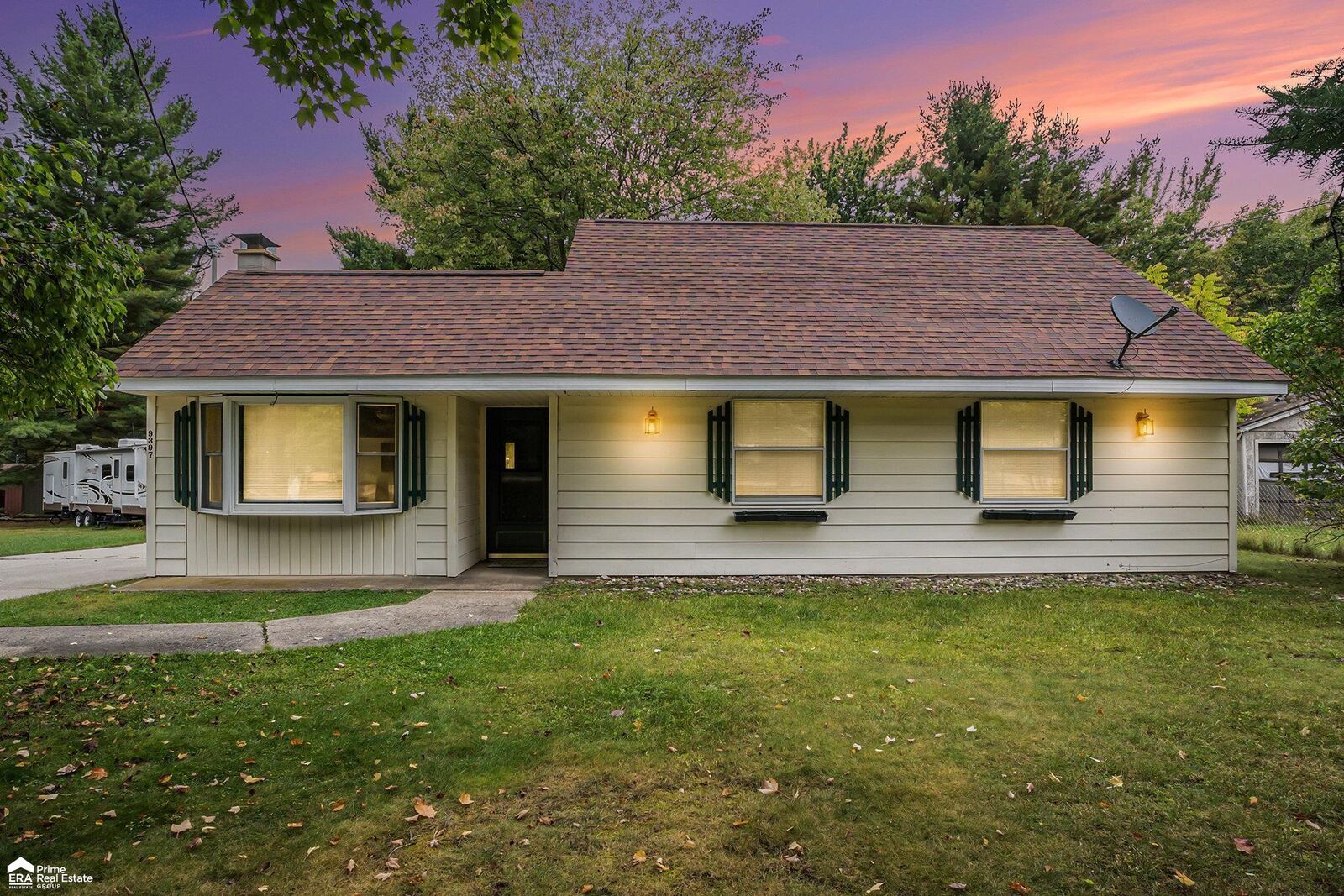 Property Photo:  9397 Emerald Drive  MI 48656-9476 