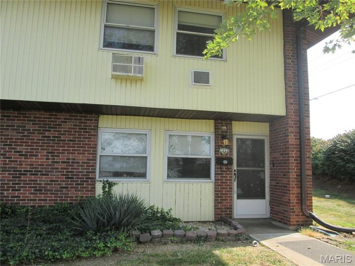Property Photo:  7222 Hazelcrest Drive  MO 63042 