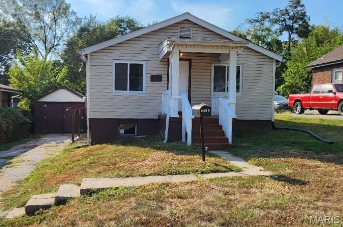 Property Photo:  3213 Airway Avenue  MO 63114 