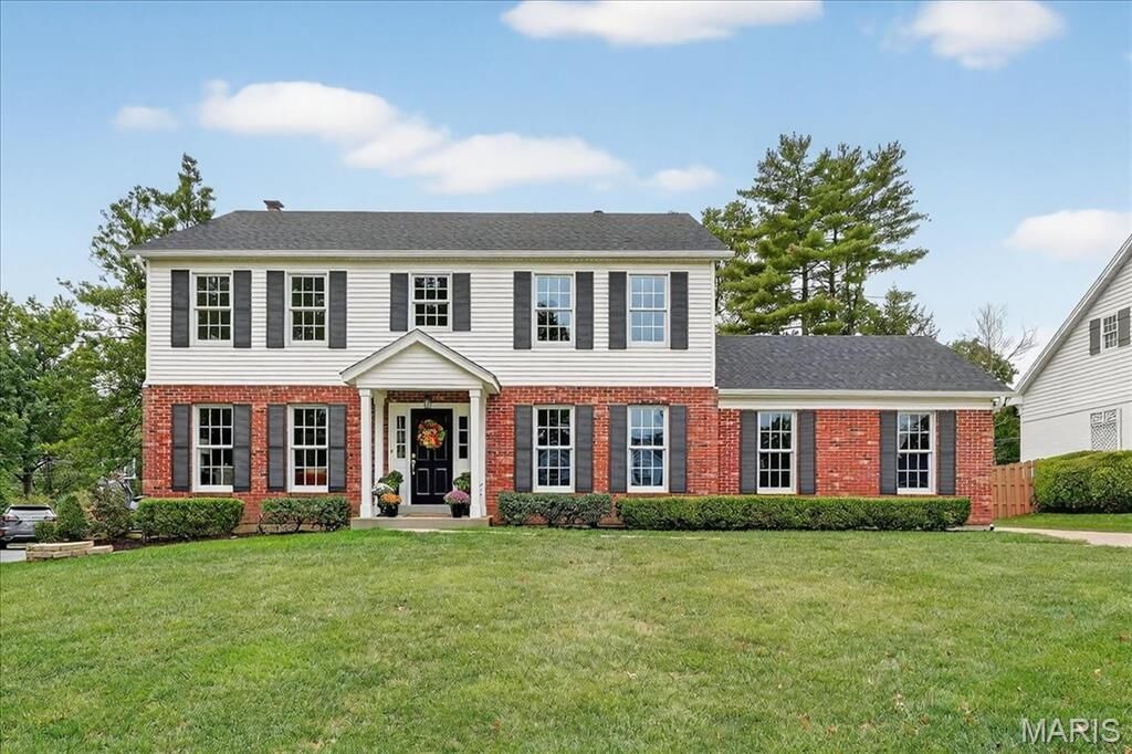Property Photo:  724 Rolfe Drive  MO 63122 
