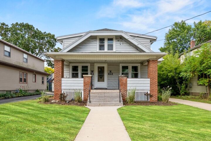 W61n413 Washington Ave  Cedarburg WI 53012 photo