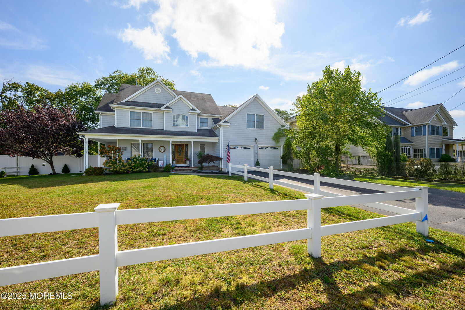 Property Photo:  689 Lake Barnegat Drive N  NJ 08734 