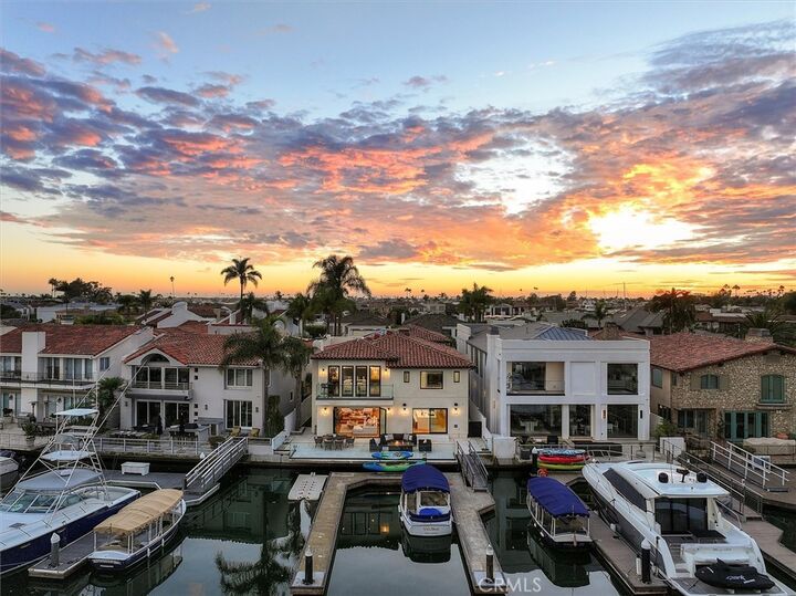 Property Photo: 3 Linda Isle CA 92660