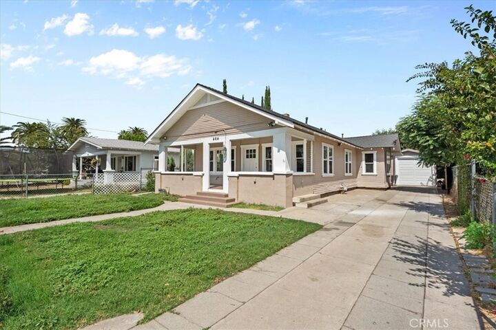 Property Photo: 464 W 14th Street CA 92405