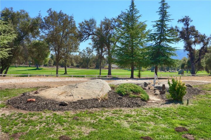 Property Photo:  41345 Singing Hills Circle  CA 93601 