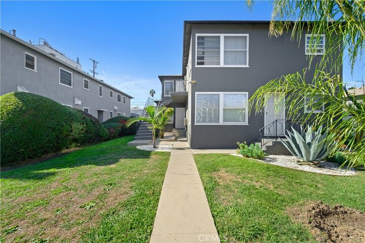 Property Photo:  8819 Reading  CA 90045 