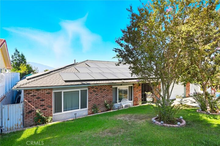 Property Photo: 1474 Greenbriar Avenue CA 92878