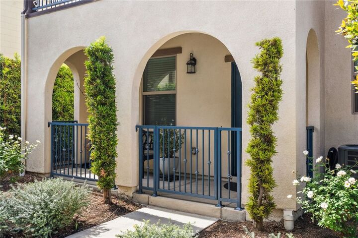 Property Photo:  9861 Alburtis Avenue 25  CA 90670 