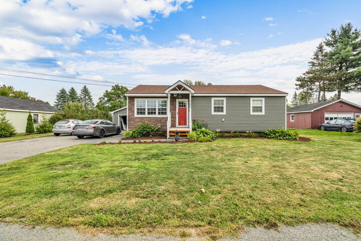 340 Parkway S  Brewer ME 04412 photo