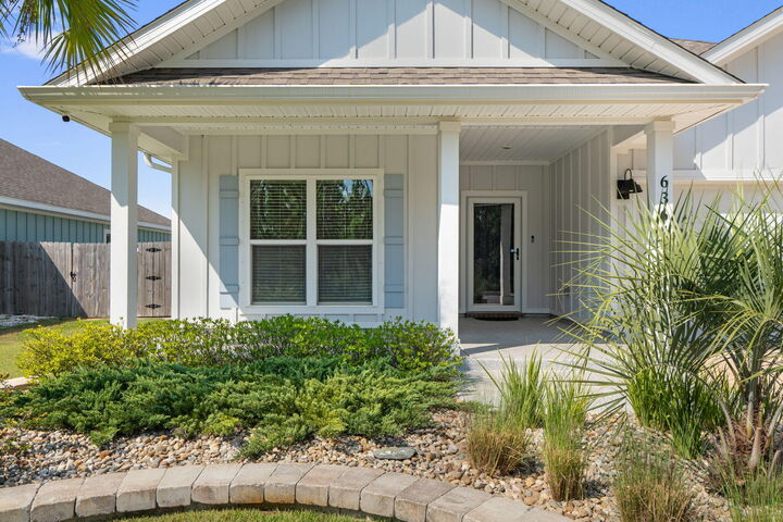 Property Photo: 6364 Forest Bay Avenue FL 32563