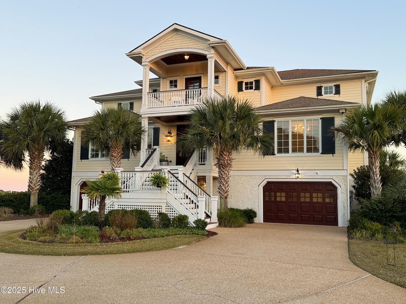 Property Photo:  84 Shipyard Lane  NC 28443 