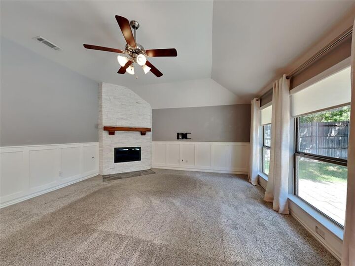 Property Photo: 9820 Bison Court TX 76244