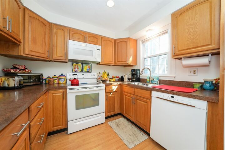 Property Photo:  16 Woodview Dr 16  MA 02631 