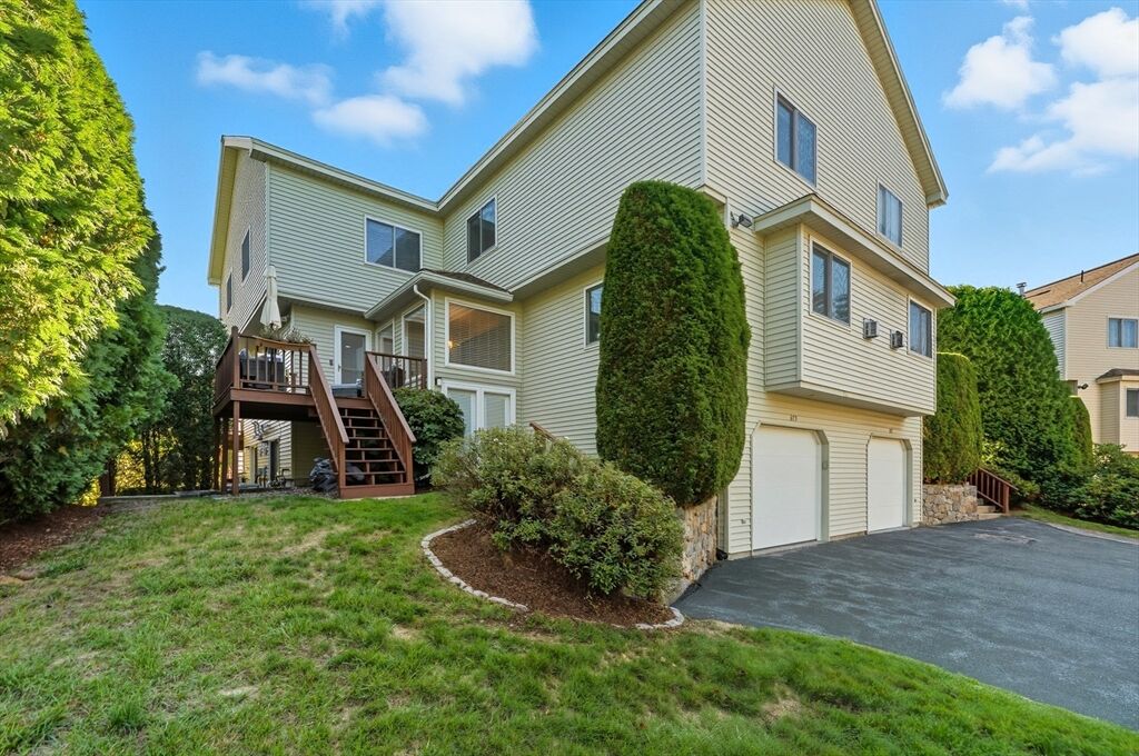 Property Photo:  379 Captain Eames Cir 379  MA 01721 