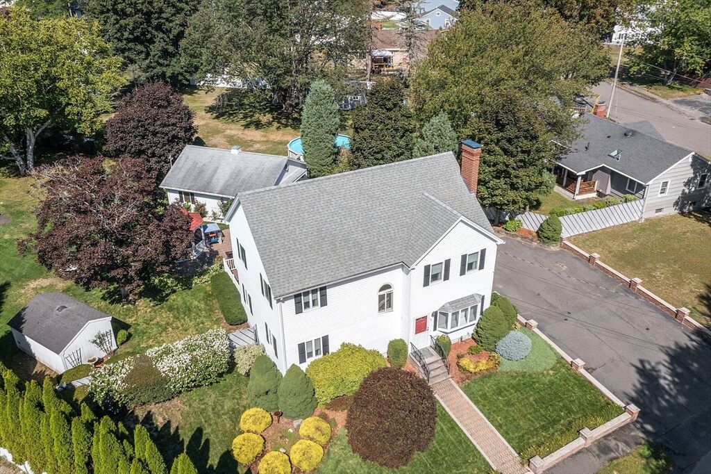 Property Photo:  17 Samoset Rd  MA 01960 