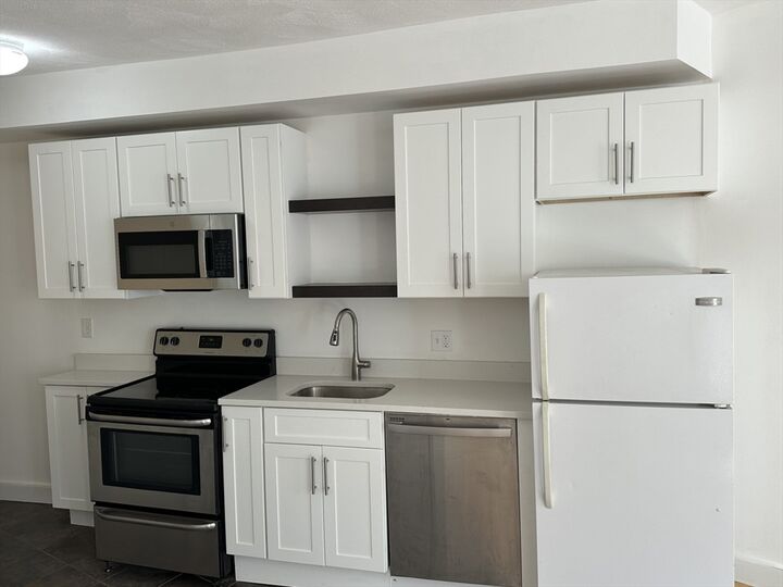 Property Photo: 220-224 North Street 1 MA 02113