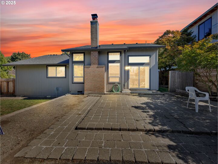 Property Photo:  13635 SE 124th Pl  OR 97015 