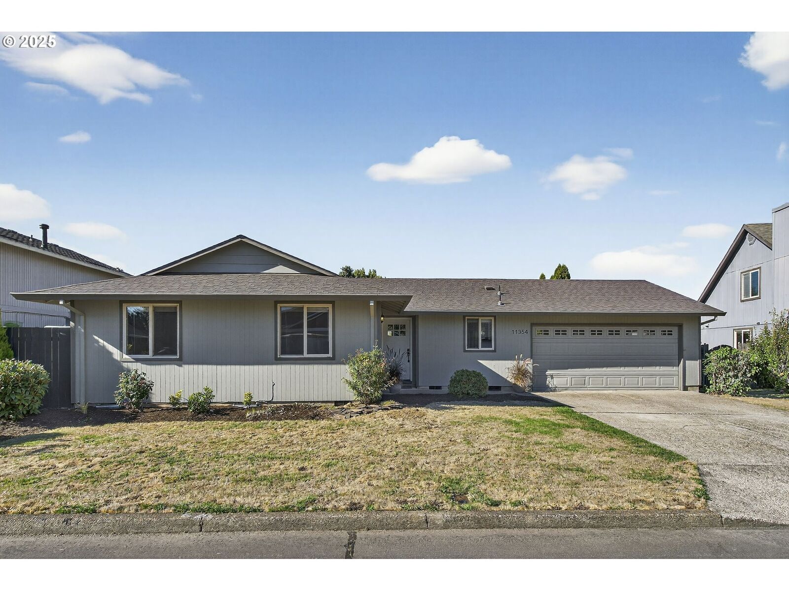 Property Photo:  11354 SW Chantilly  OR 97070 