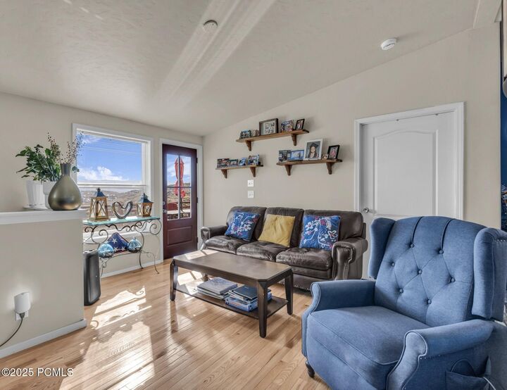 Property Photo:  4328 Oakview Drive  UT 84017 