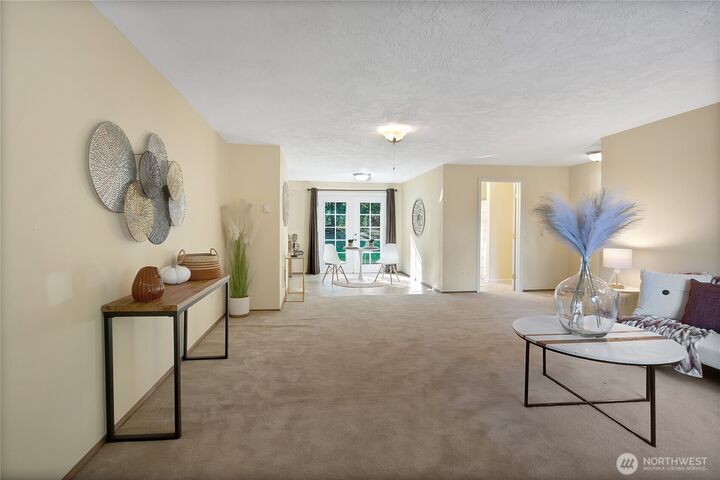 Property Photo:  521 E Lakeshore Drive W  WA 98584 