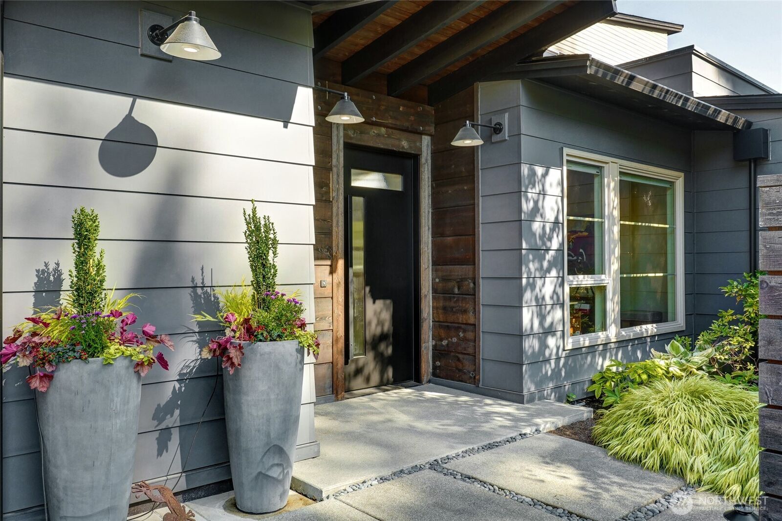 Property Photo:  11116 SE 4th Street  WA 98004 
