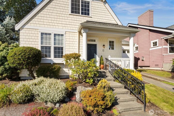 Property Photo: 32 NE Sunset Street WA 98370