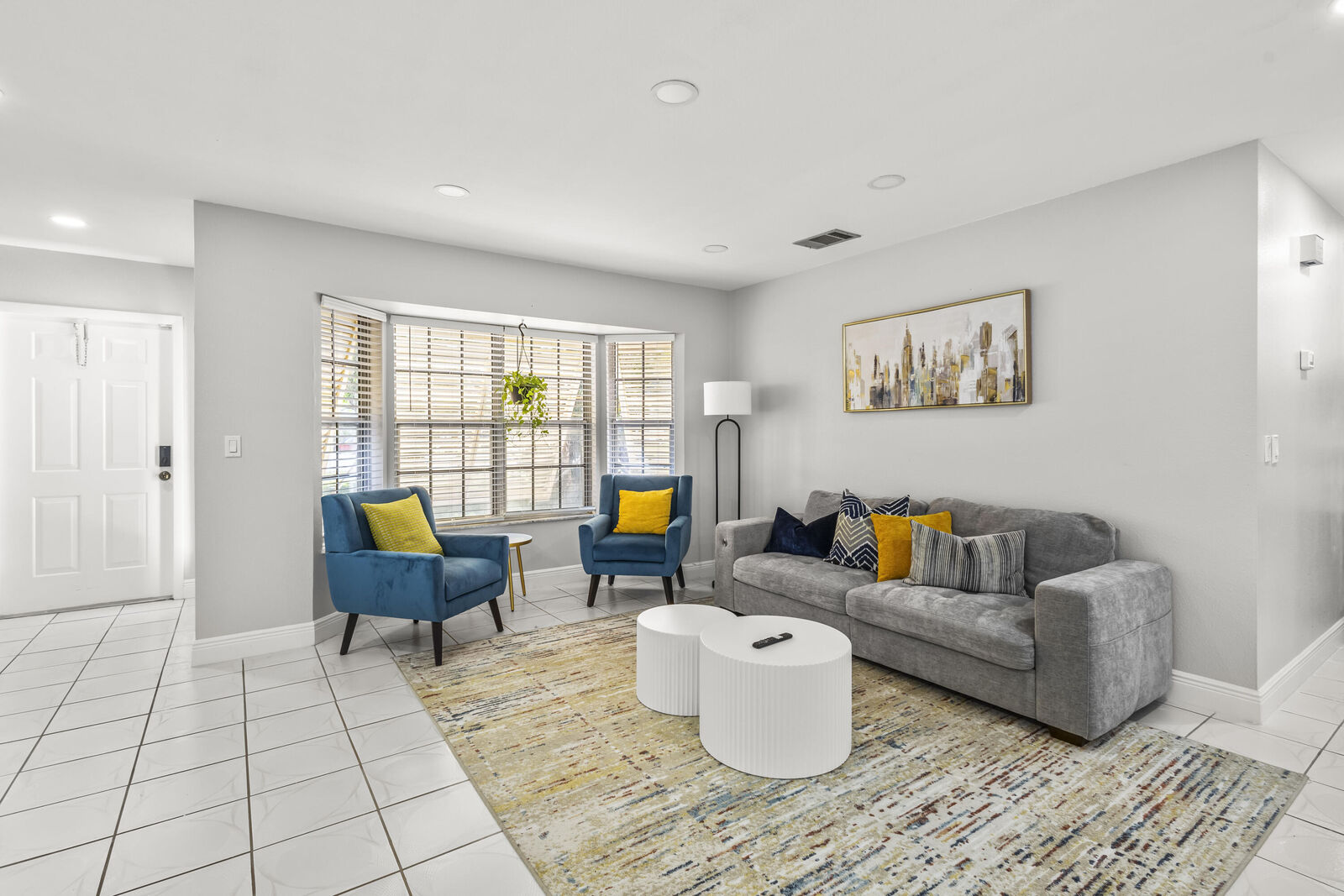 Property Photo:  750 24th Street SW  FL 32962 