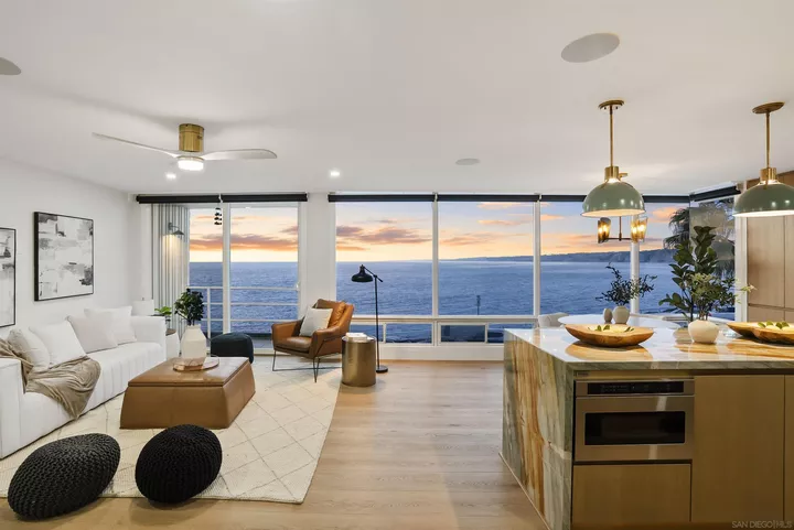 Property Photo:  1219 Coast Blvd 3  CA 92037 