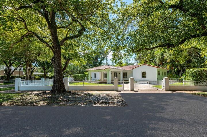 1820 Ferdinand St  Coral Gables FL 33134 photo