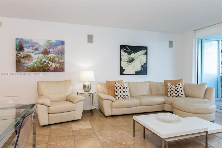 Property Photo:  1830 S Ocean Dr 4010  FL 33009 