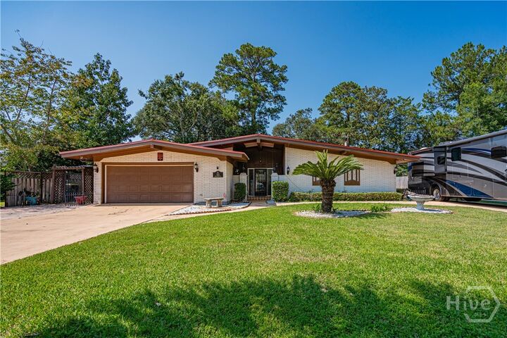 Property Photo:  703 Beechwood Drive  GA 31419 