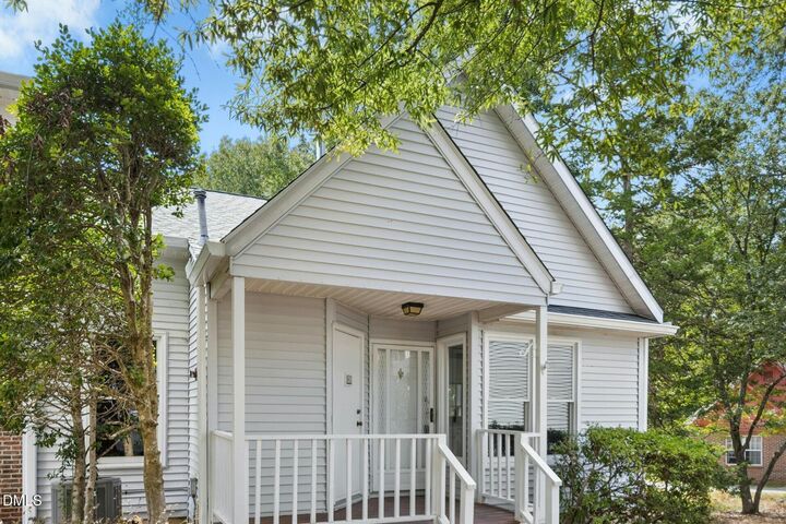 Property Photo: 128 St Andrews Lane NC 27517