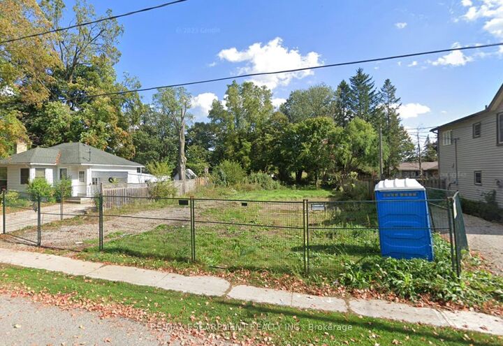 Property Photo:  164 Catherine Street  ON N0M 2K0 