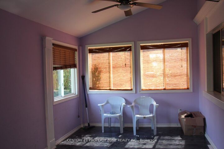 Property Photo:  163 Stone Church Road E  ON L9B 1A8 