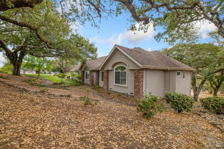 Property Photo:  6334 Pleasant Vista Place  CA 95409