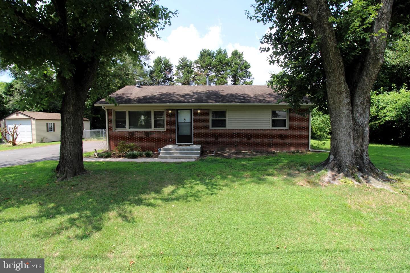 Property Photo:  202 Benjamin Avenue  MD 21804 