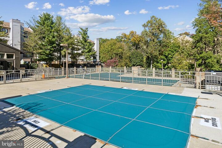 Property Photo:  3115 Hawthorne Drive NE 3115  DC 20017 