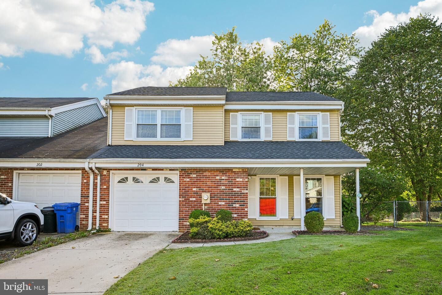 Property Photo: 204 Stratton Court NJ 08054
