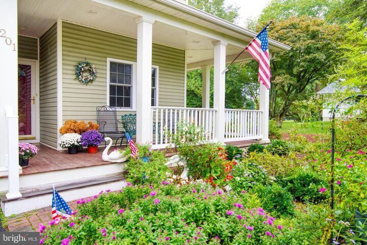 Property Photo:  201 Radcliffe Drive  MD 21620 