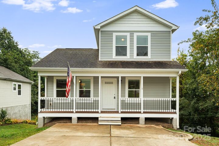 Property Photo:  1 Red Clover Drive  NC 28715 