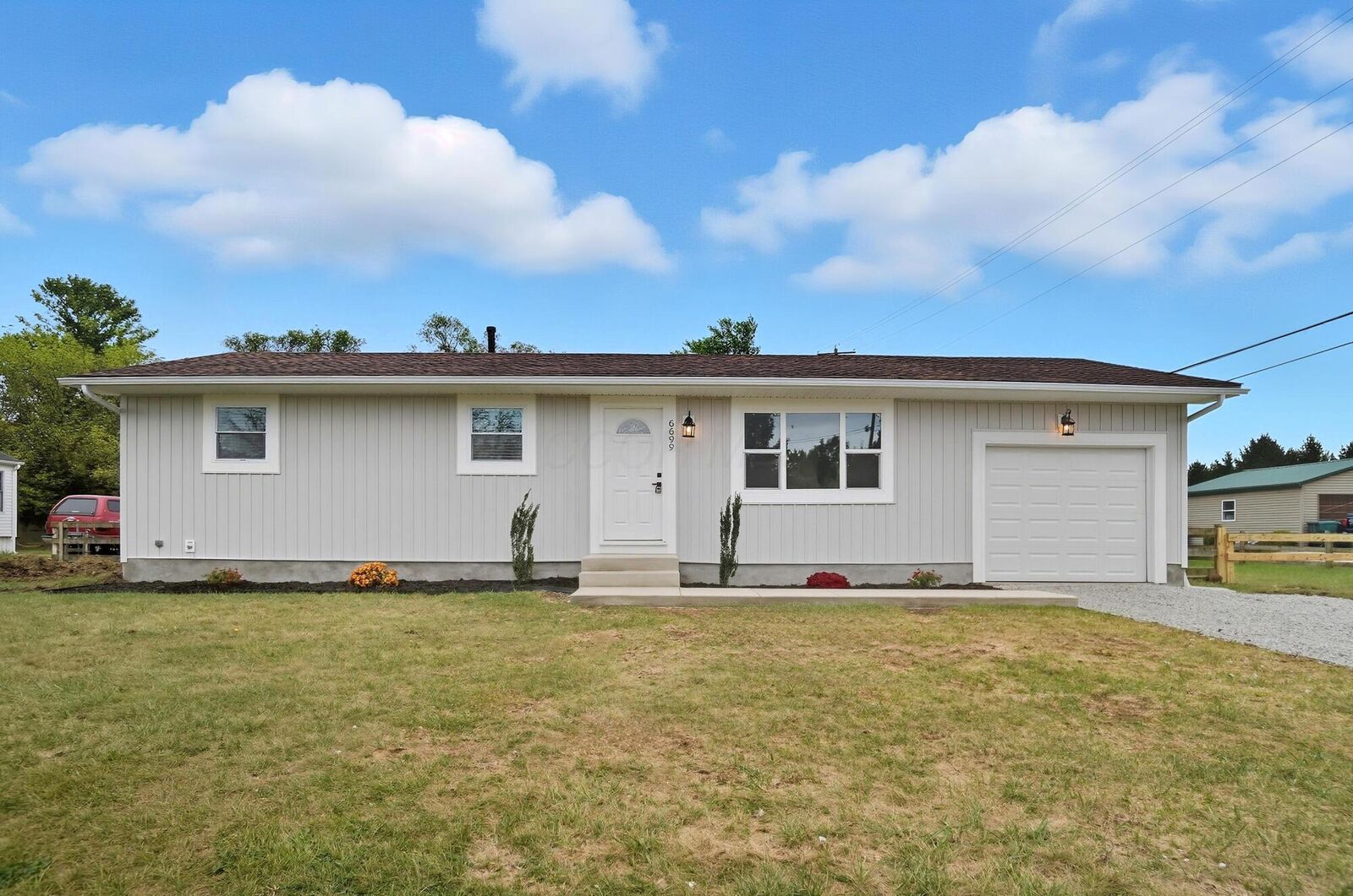 Property Photo: 6699 Hall Road OH 43119