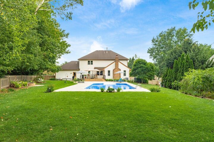 Property Photo: 9756 Camelot NW Street OH 43147