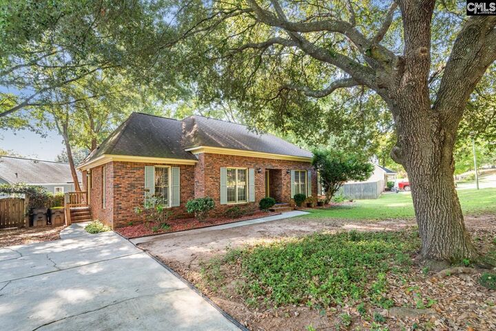 Property Photo:  105 Thornhill  SC 29212 