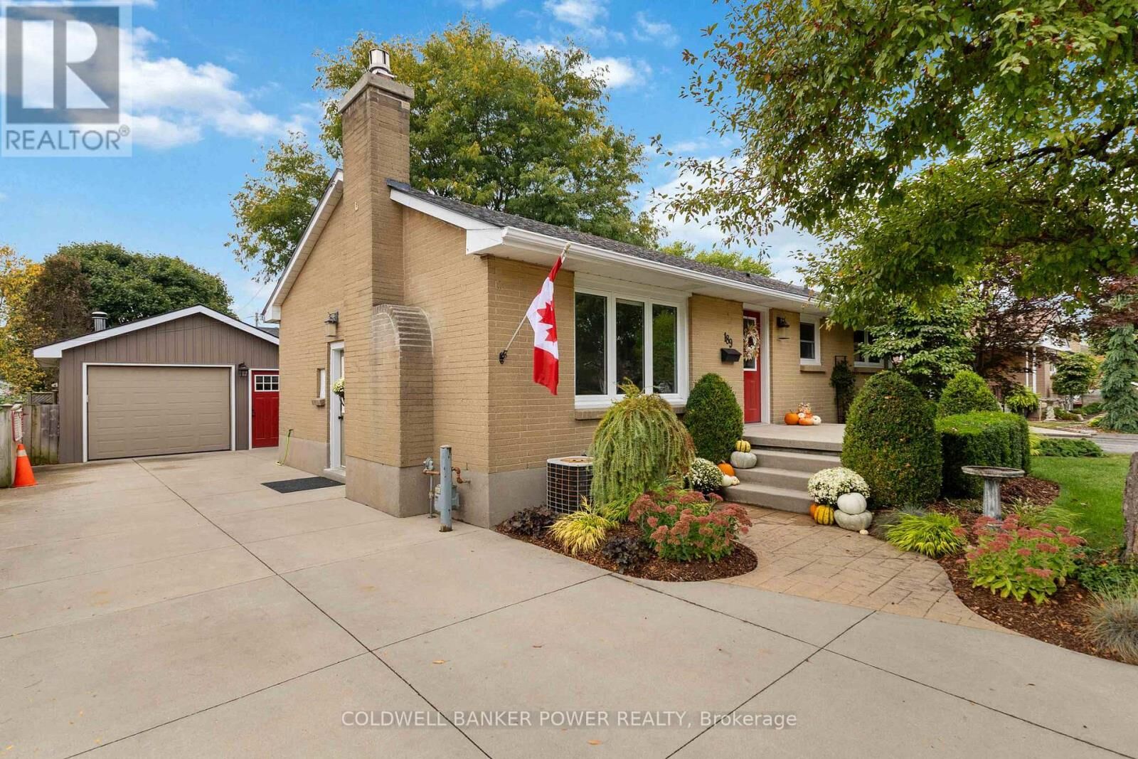 Property Photo: 189 Starlight Avenue ON N5W 4X8