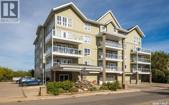 Property Photo:  105 586 River Street E  SK S6V 0A6 